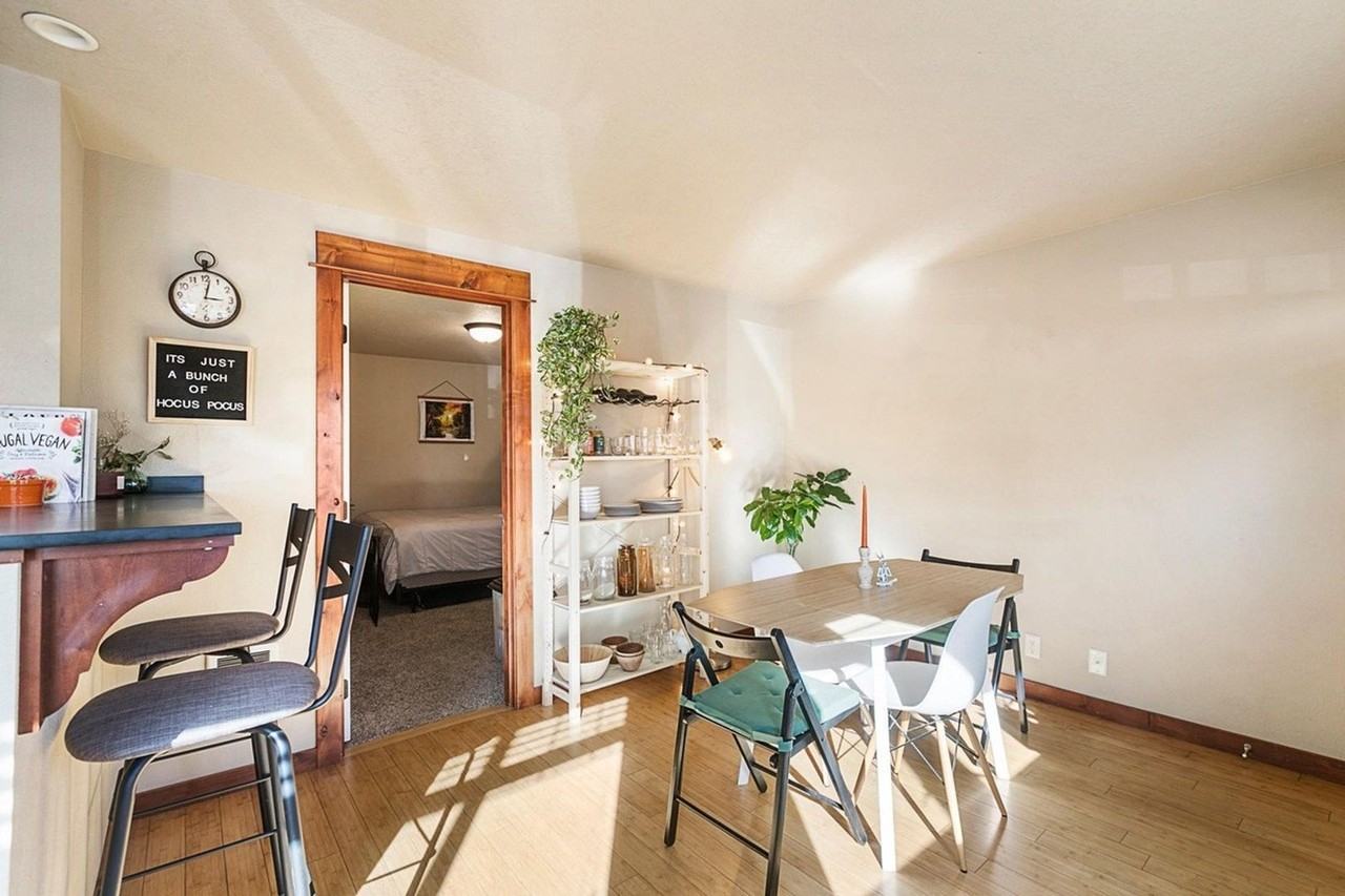 1010 Nw Roanoke Ave #2 - Photo 7 of 10