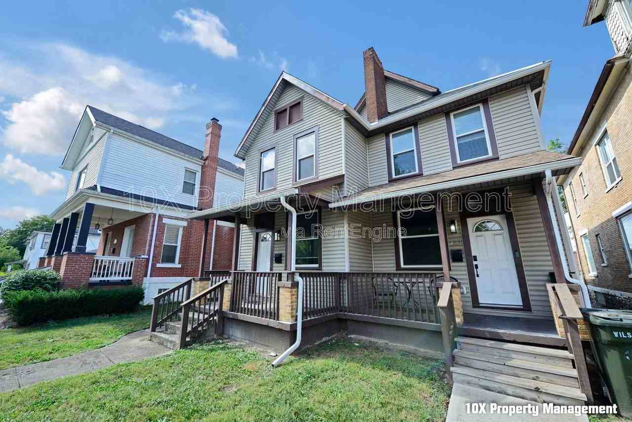 309 Wilson Avenue - Photo 5 of 30