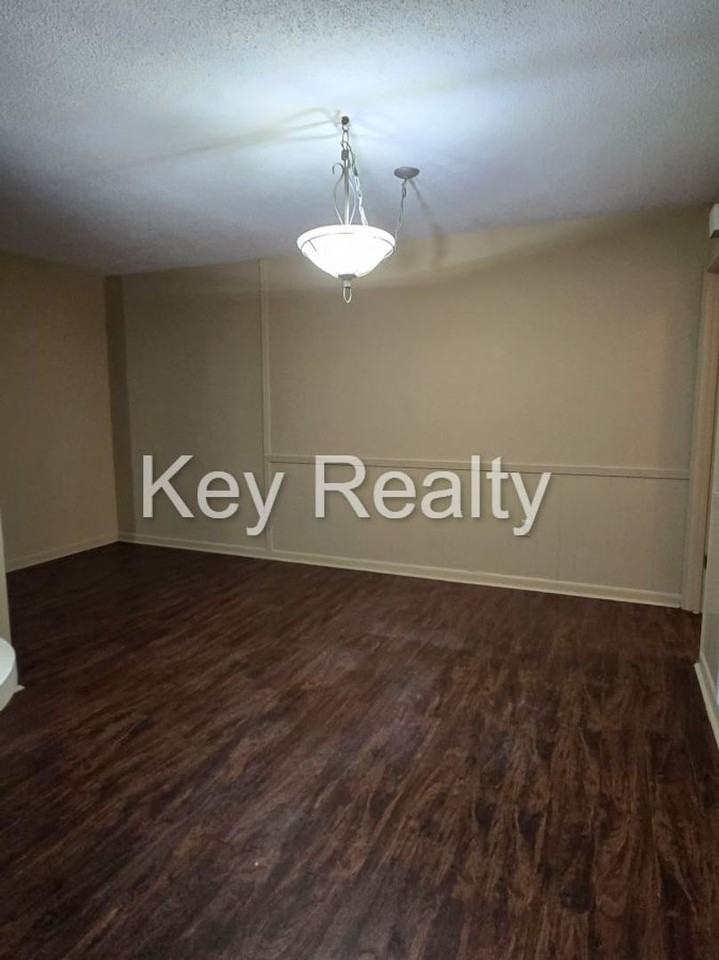 4502 Parliament Drive #126 - Photo 4 of 8