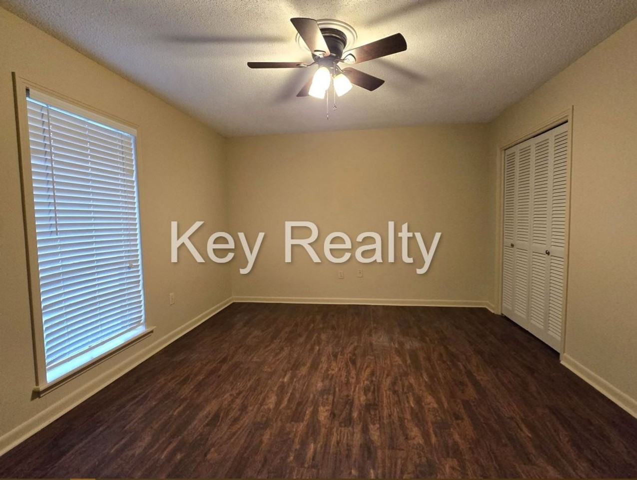 4502 Parliament Drive #126 - Photo 6 of 8