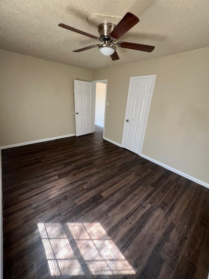 2804 Cornell St - Photo 7 of 10