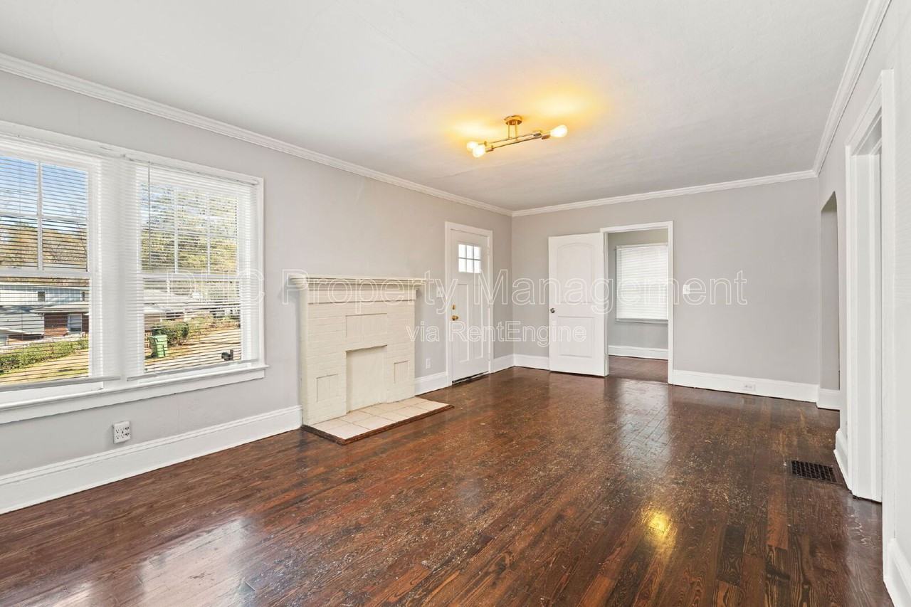 76 Burbank Dr Nw - Photo 3 of 16