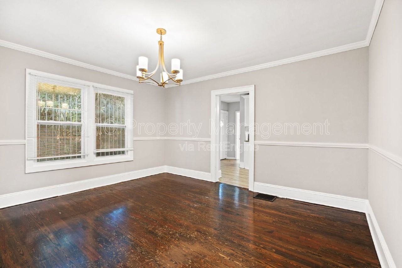 76 Burbank Dr Nw - Photo 5 of 16