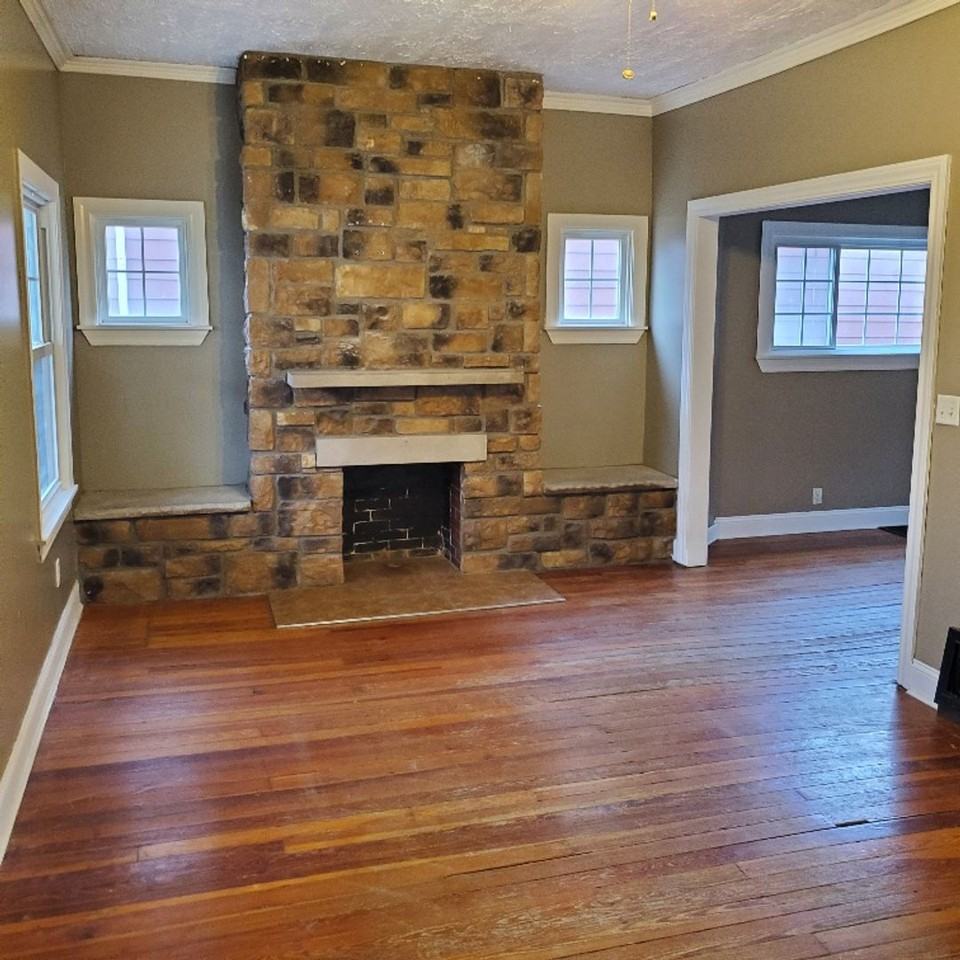 251 East Broad Street - Photo 2 of 6