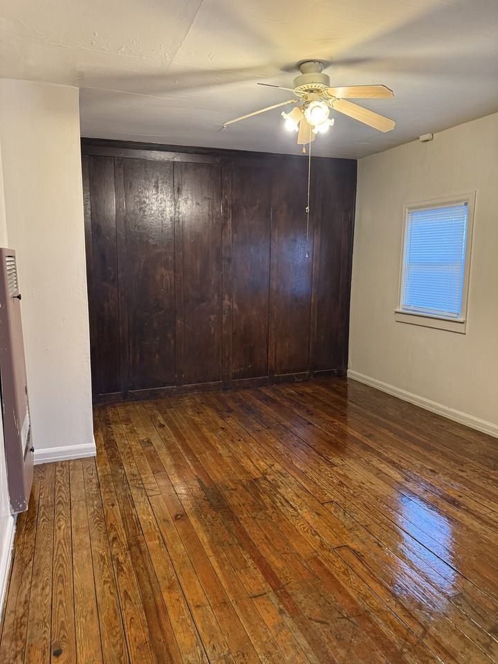 200 E Joy St #3 - Photo 2 of 6