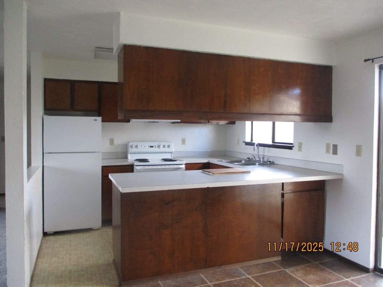 1113 Ruby Ct - Photo 7 of 16