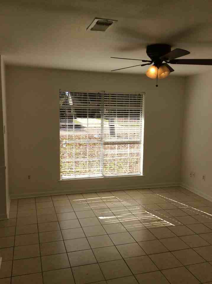 8471 Marcel Ave - Photo 3 of 28