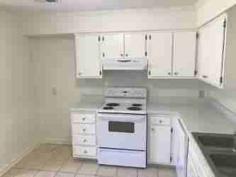 8471 Marcel Ave - Photo 4 of 28