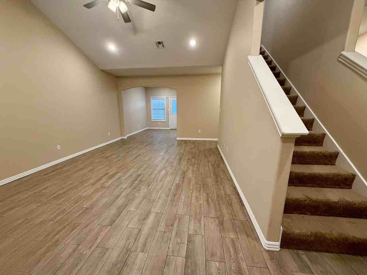 6608 Leightyn Lane - Photo 2 of 22