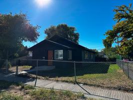 featured image of 2202 Garden Avenue