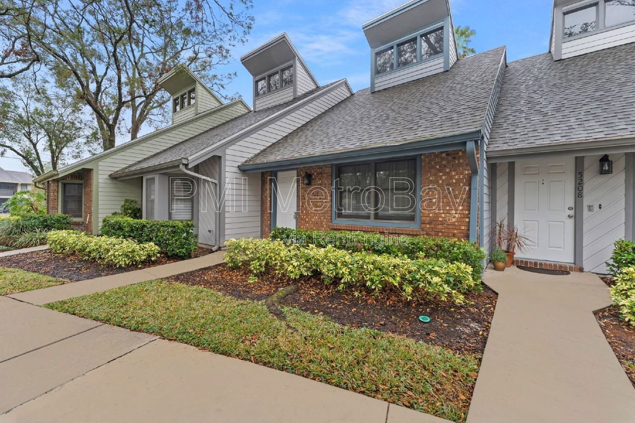 5206 Pine Mill Ct - Photo 3 of 36