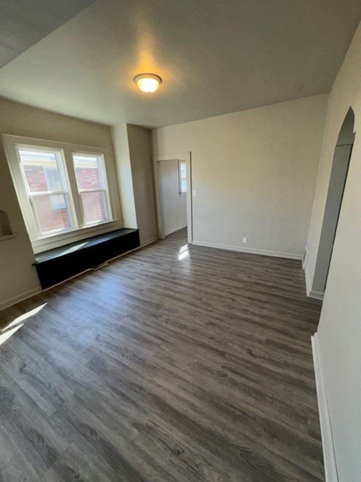 14 West Tennessee Street - Photo 3 of 12