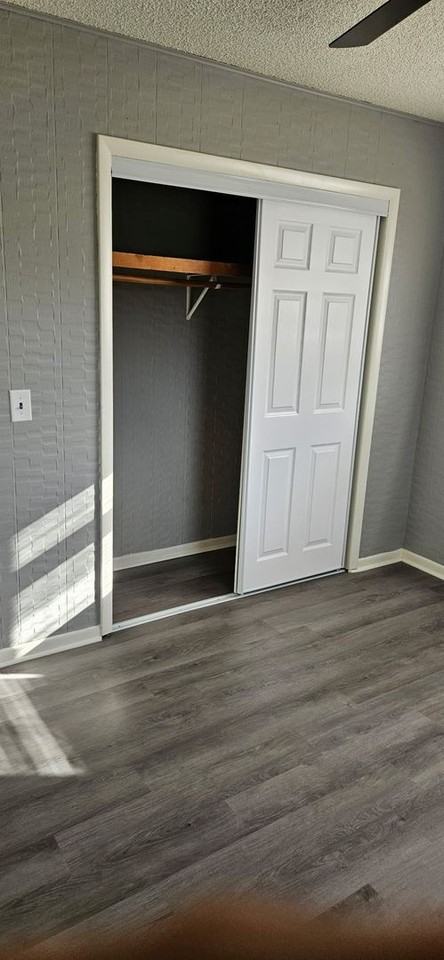 5377 South Hutchinson Avenue - Photo 4 of 11