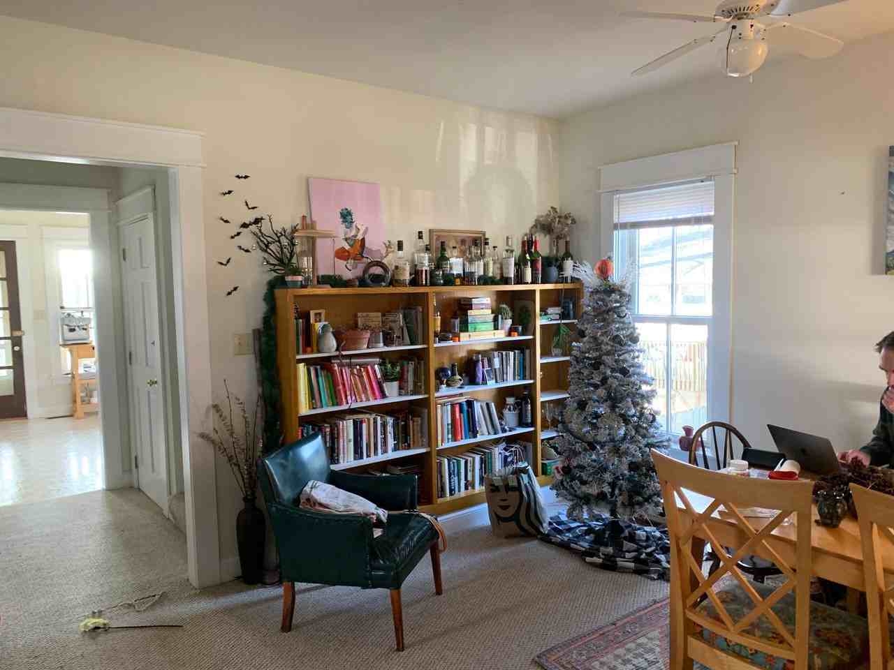 713 West Dodds Street - Photo 4 of 46