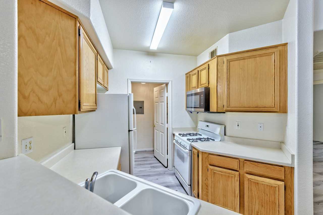 7111 S Durango Dr #107 - Photo 5 of 15