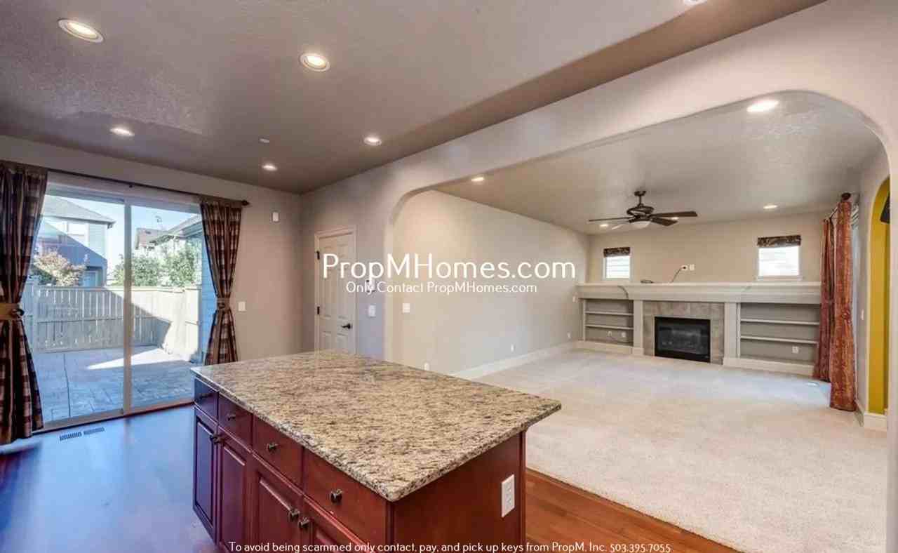 10765 Sw London Ln - Photo 4 of 25