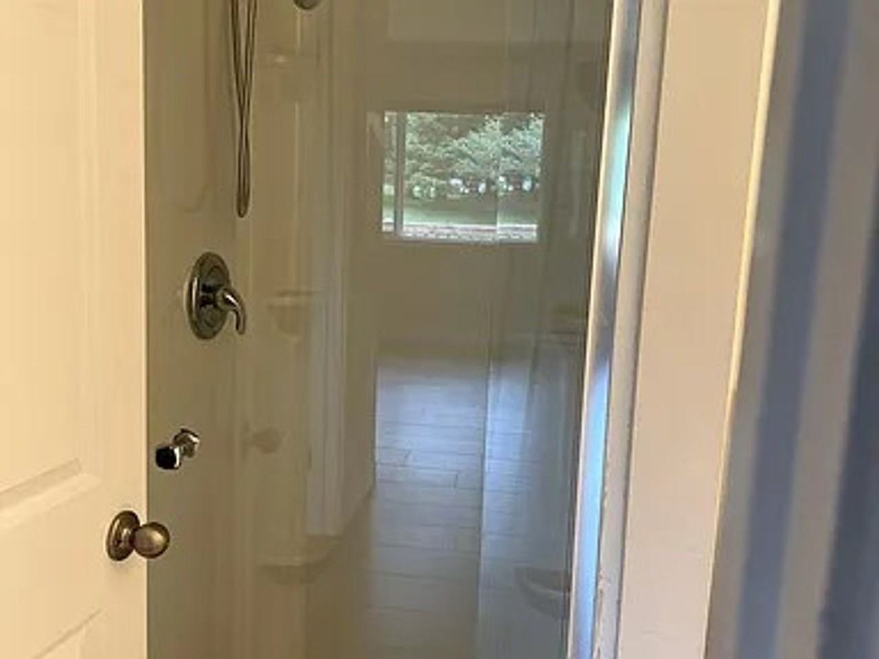 2210 68th Place - Photo 4 of 9