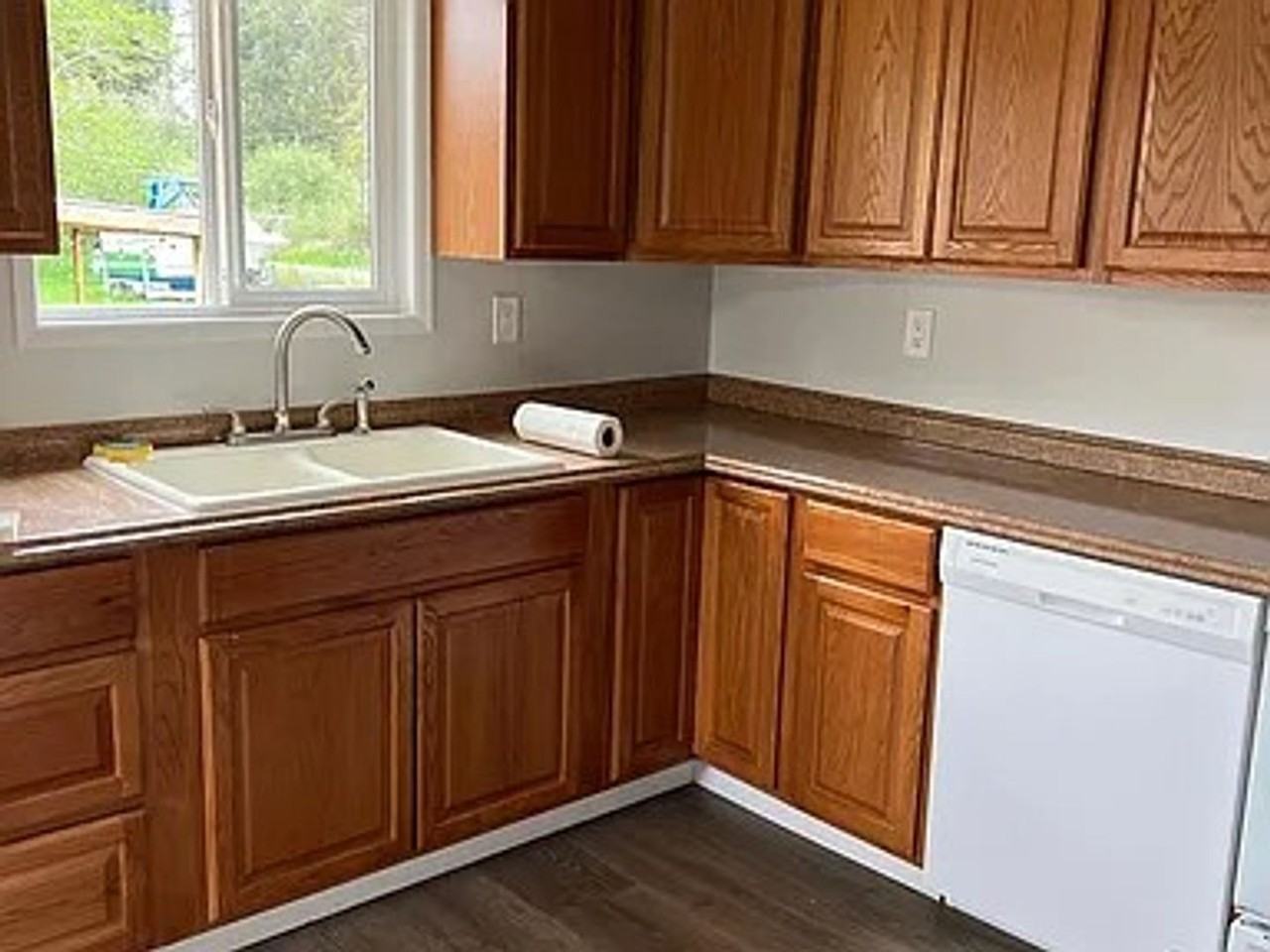 2210 68th Place - Photo 5 of 9