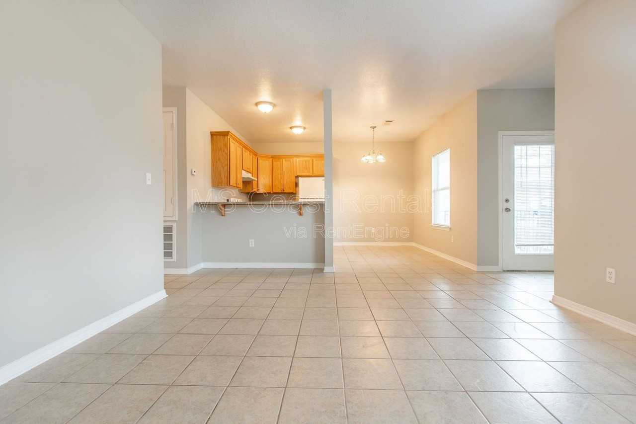 9435 Bonanza Ln #104 - Photo 4 of 9