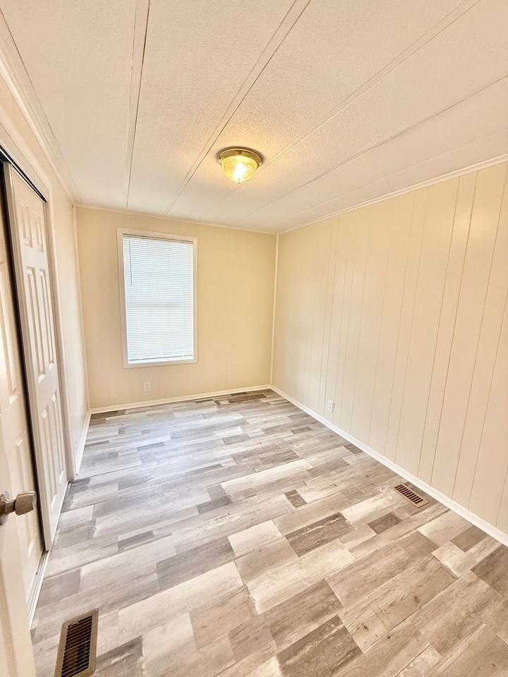 1078 Whales Run Ct - Photo 6 of 16