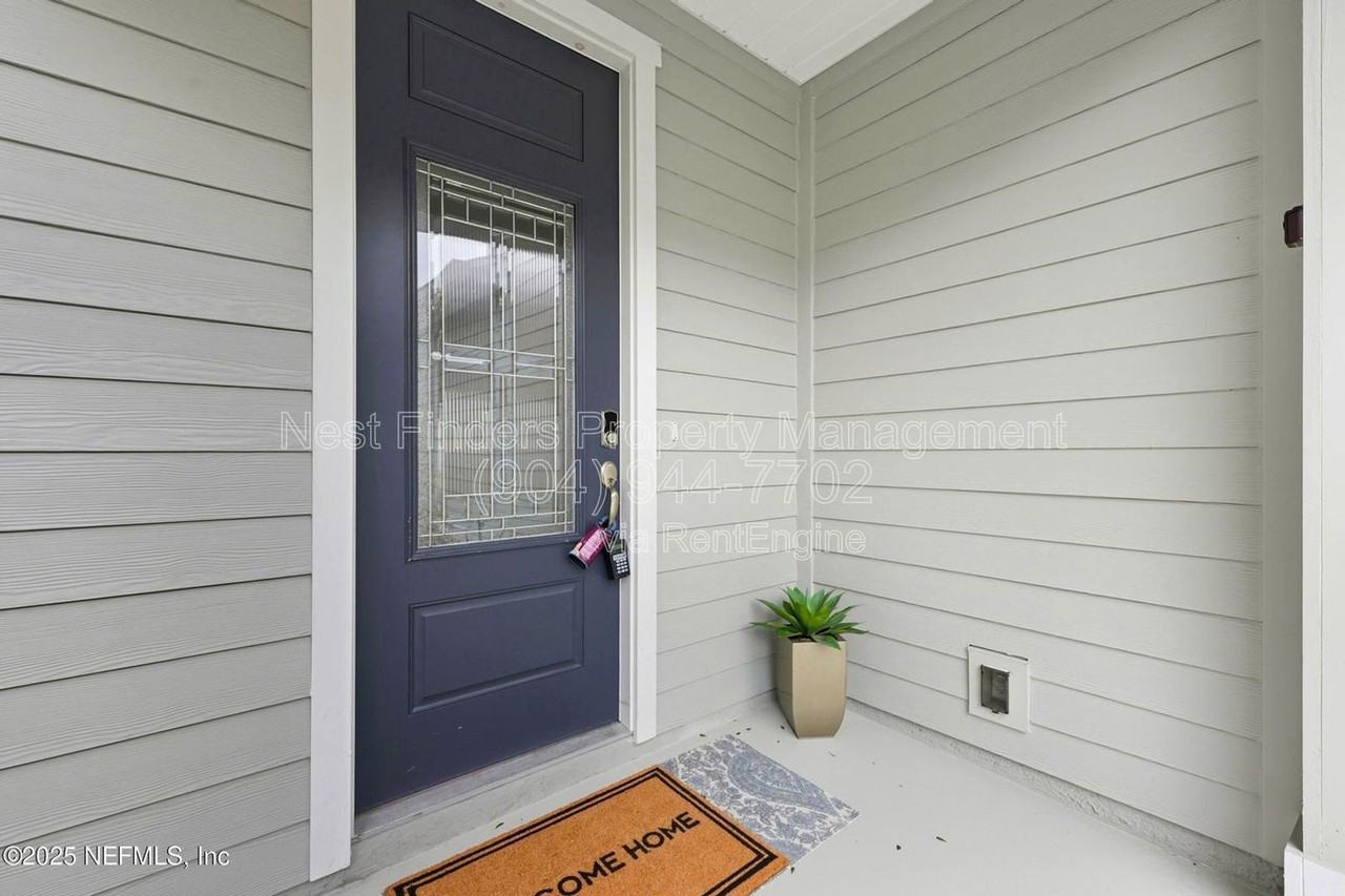 251 Rambling Brook Trail - Photo 2 of 40