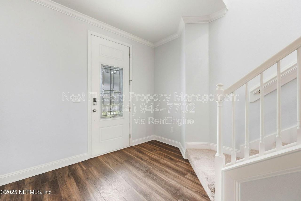 251 Rambling Brook Trail - Photo 4 of 40