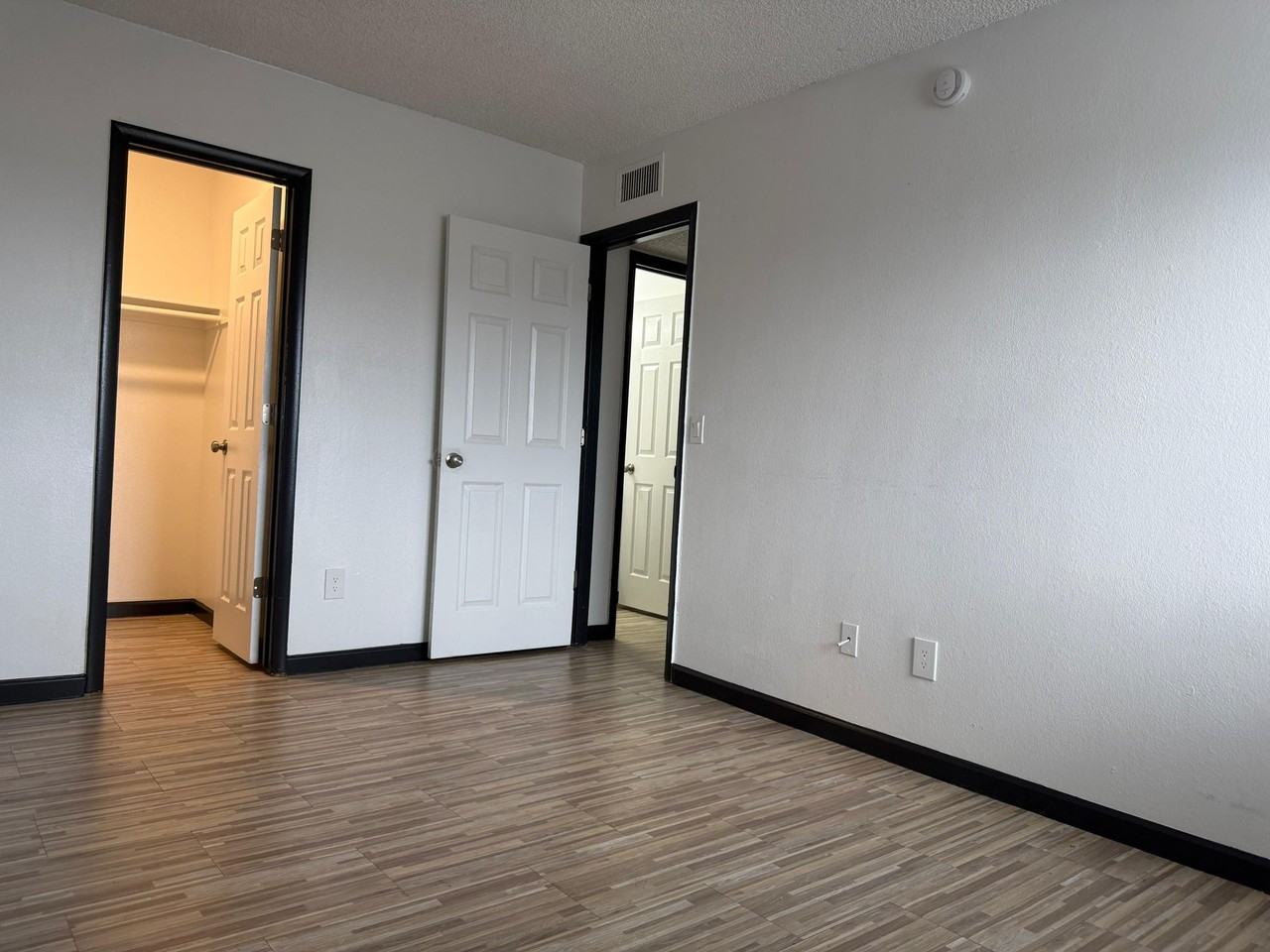 Buenas By The Base - Photo 4 of 6