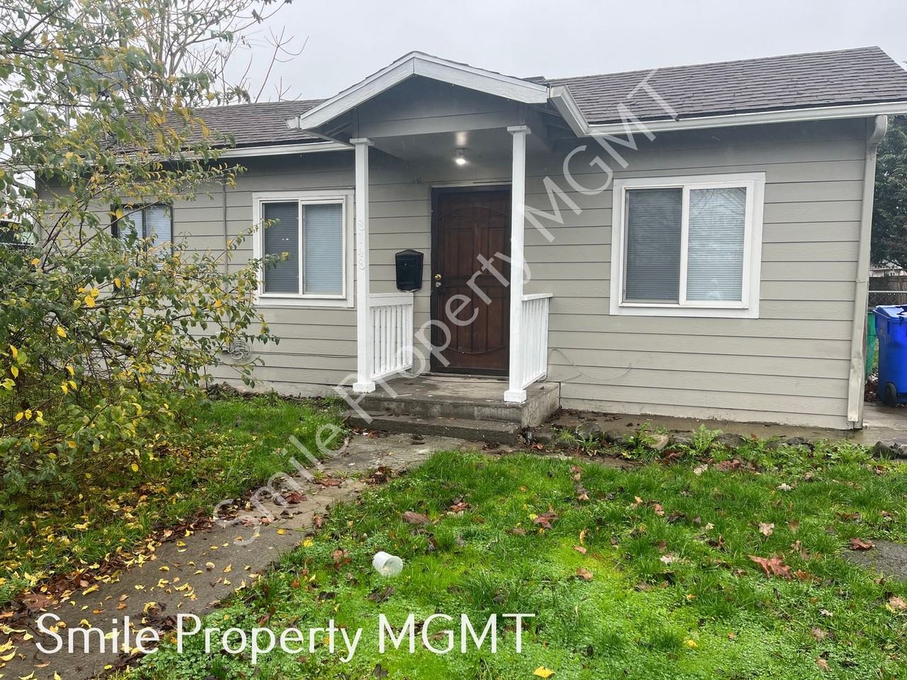 8148 Se Claybourne St - Photo 2 of 7