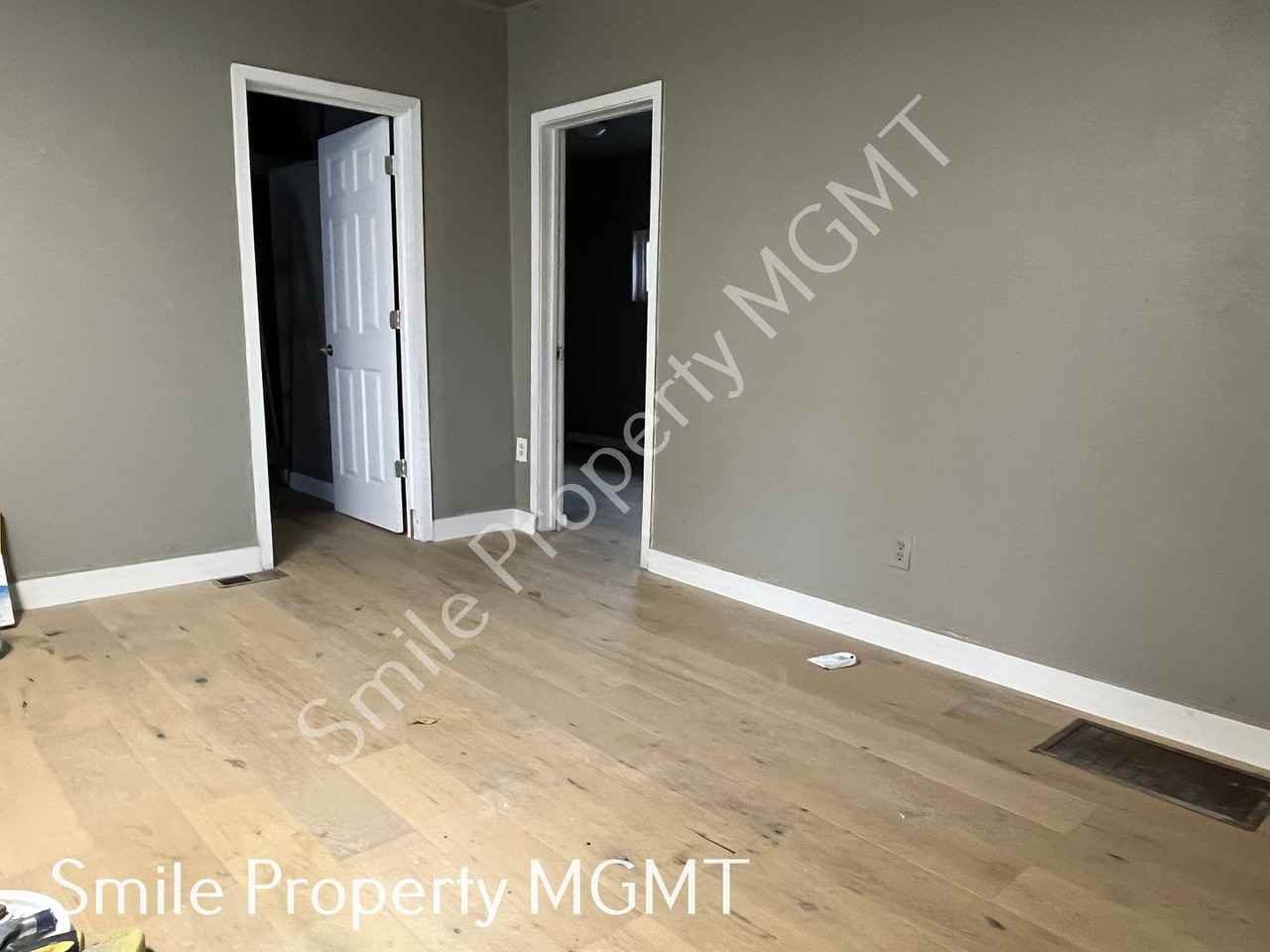8148 Se Claybourne St - Photo 3 of 7