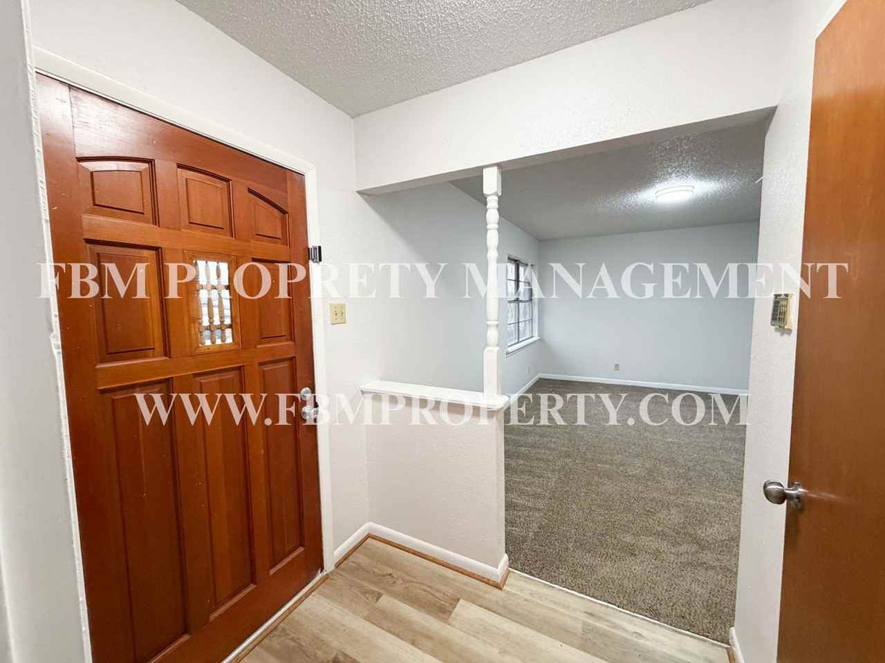 1608 Nichols St - Photo 3 of 21