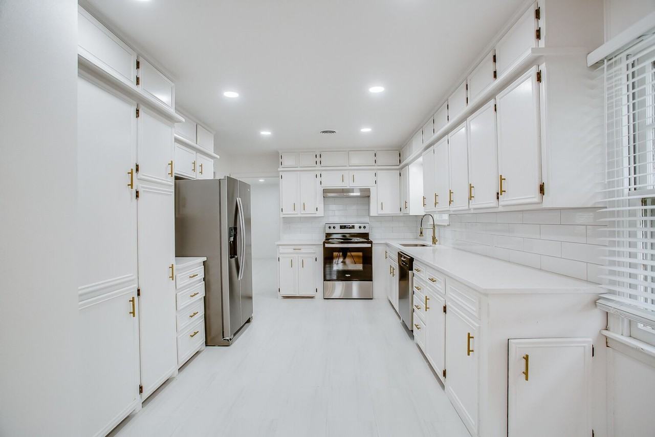 3719 26th Street - Photo 3 of 14