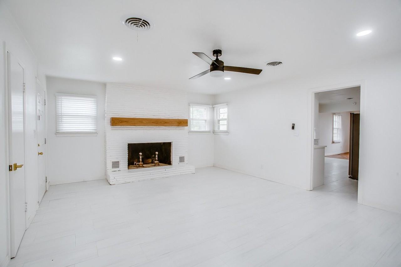 3719 26th Street - Photo 4 of 14