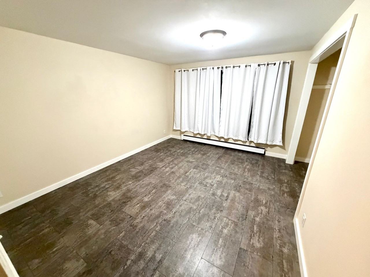 13511 122nd St Nw - Photo 2 of 12