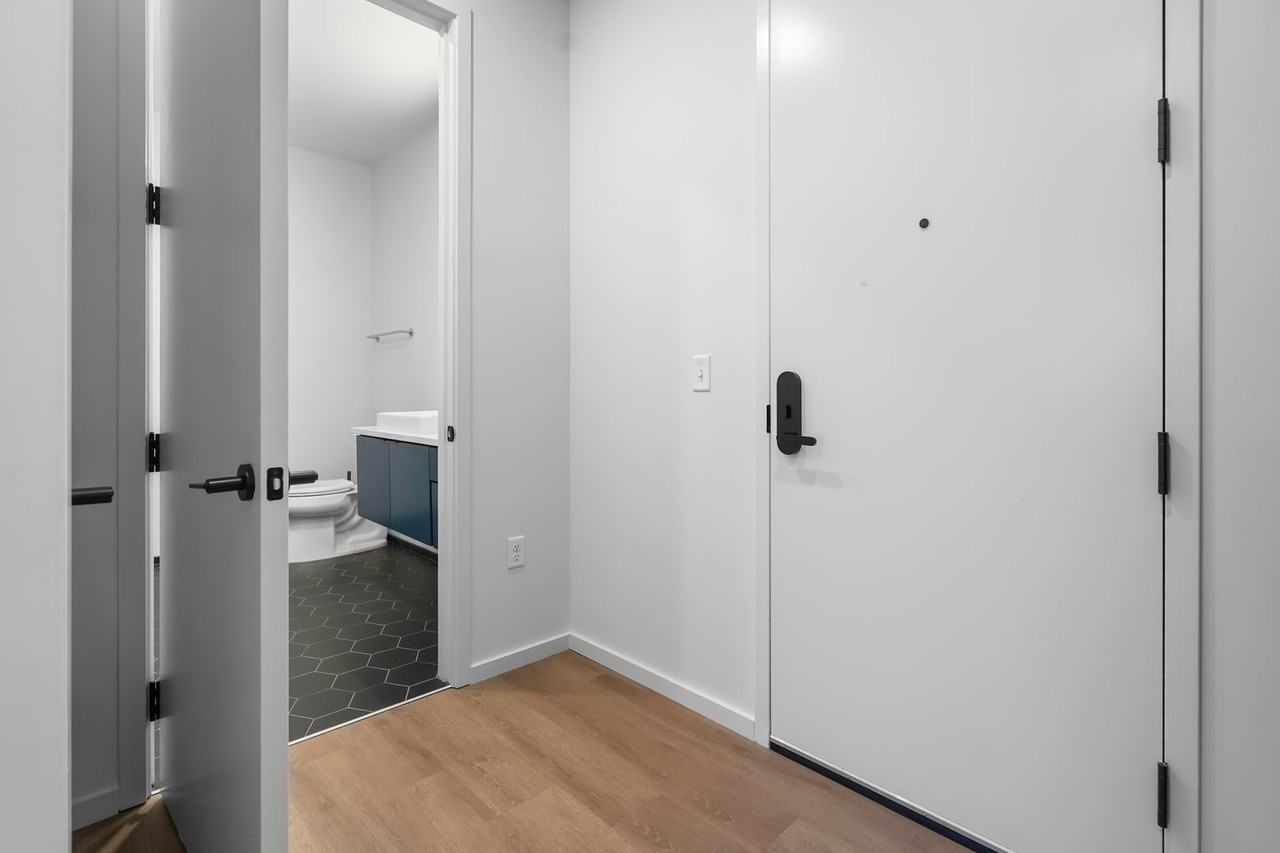 500 Merritt Ave #207 - Photo 4 of 21