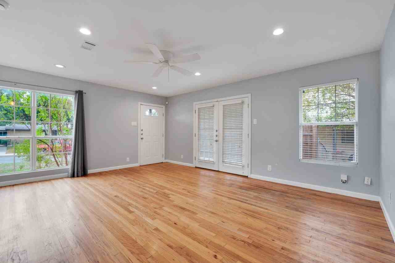 142 Shady Rill - Photo 4 of 16