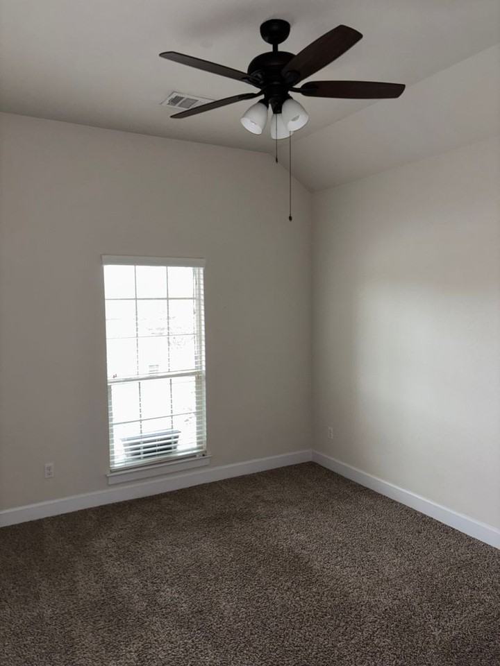 509 Fair Oaks Dr - Photo 7 of 31