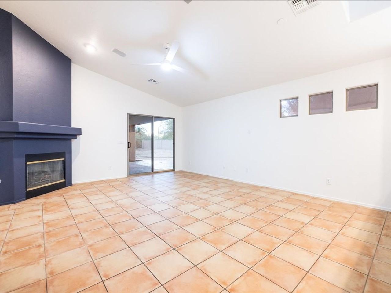 2149 North Creek Vista Drive - Photo 3 of 34