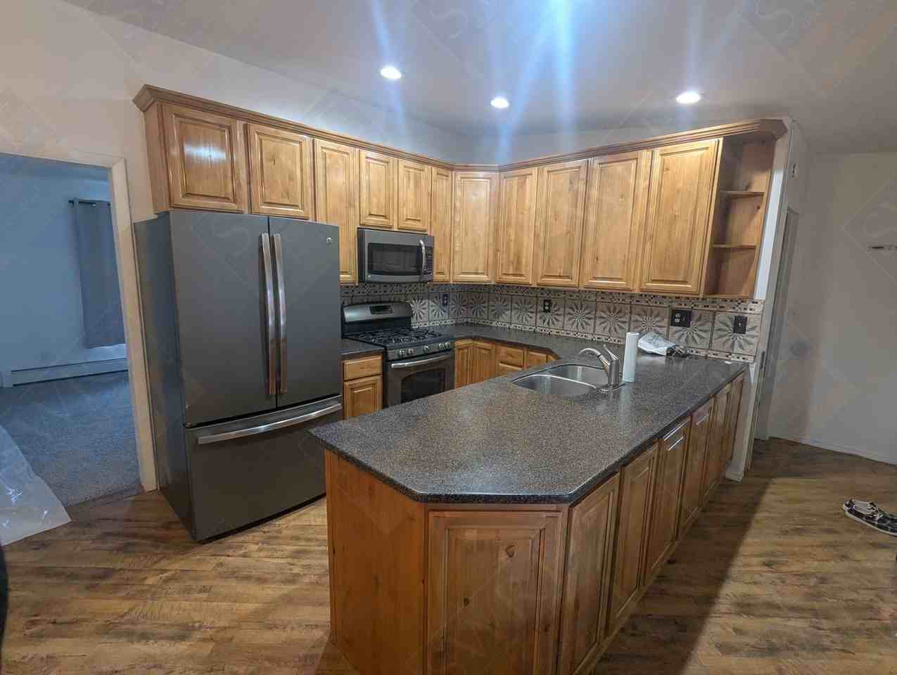 1020 Bridger Dr - Photo 4 of 20