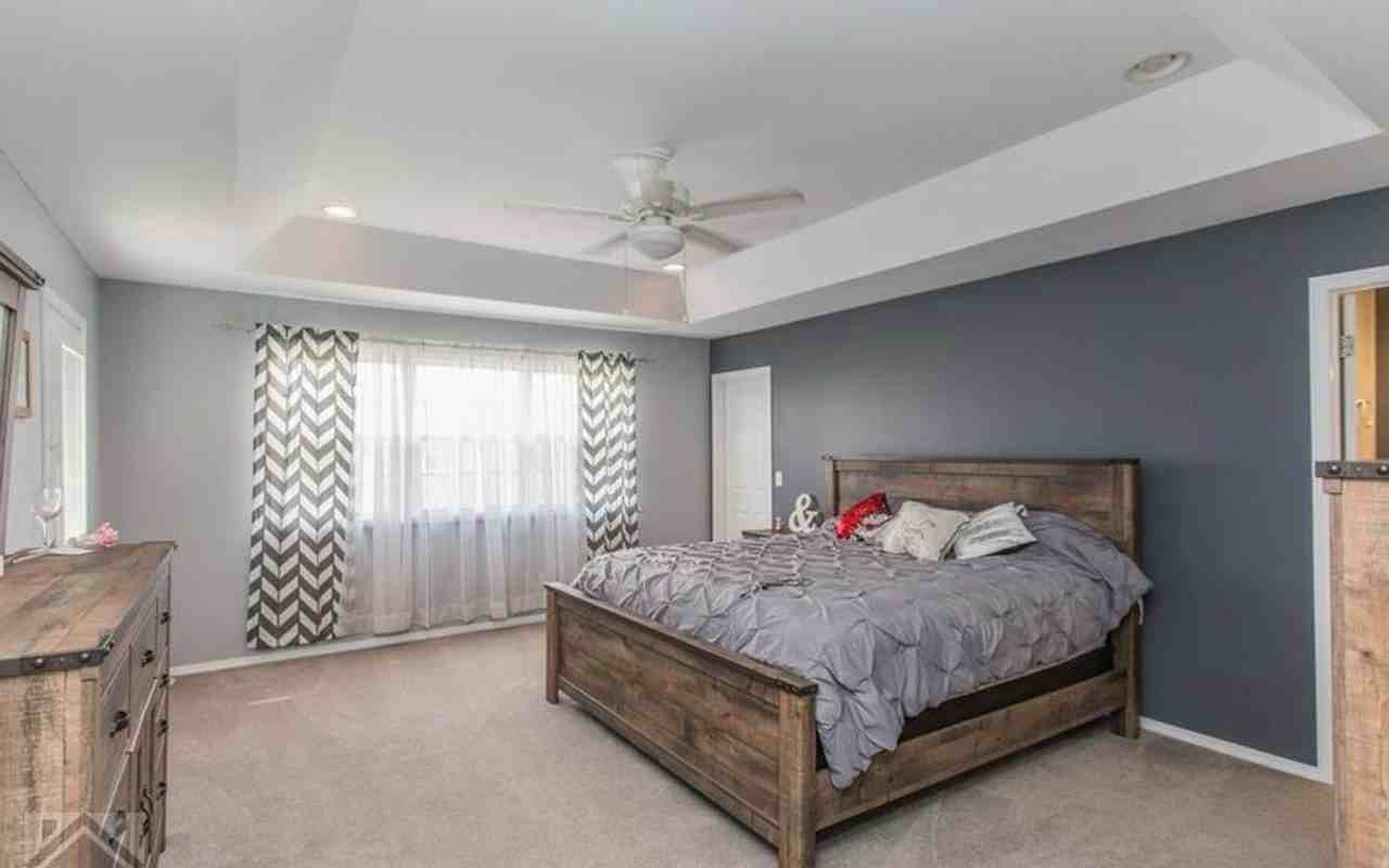 20415 London Ln - Photo 6 of 11