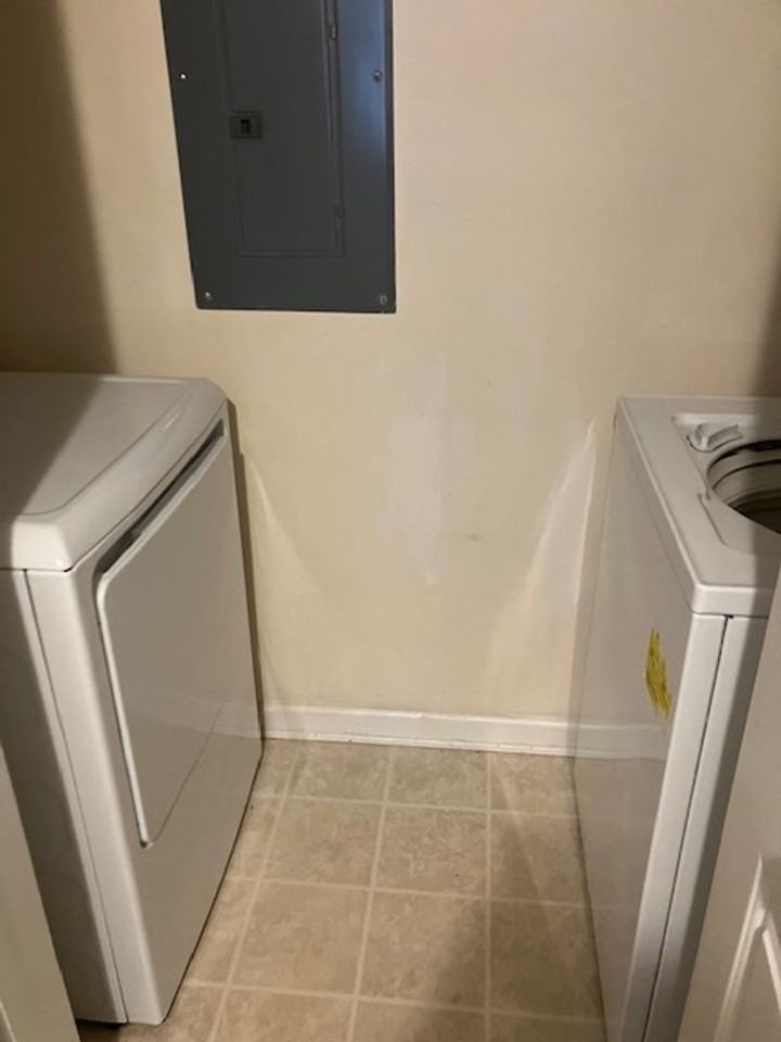 705 Summertime Lane - Photo 4 of 10