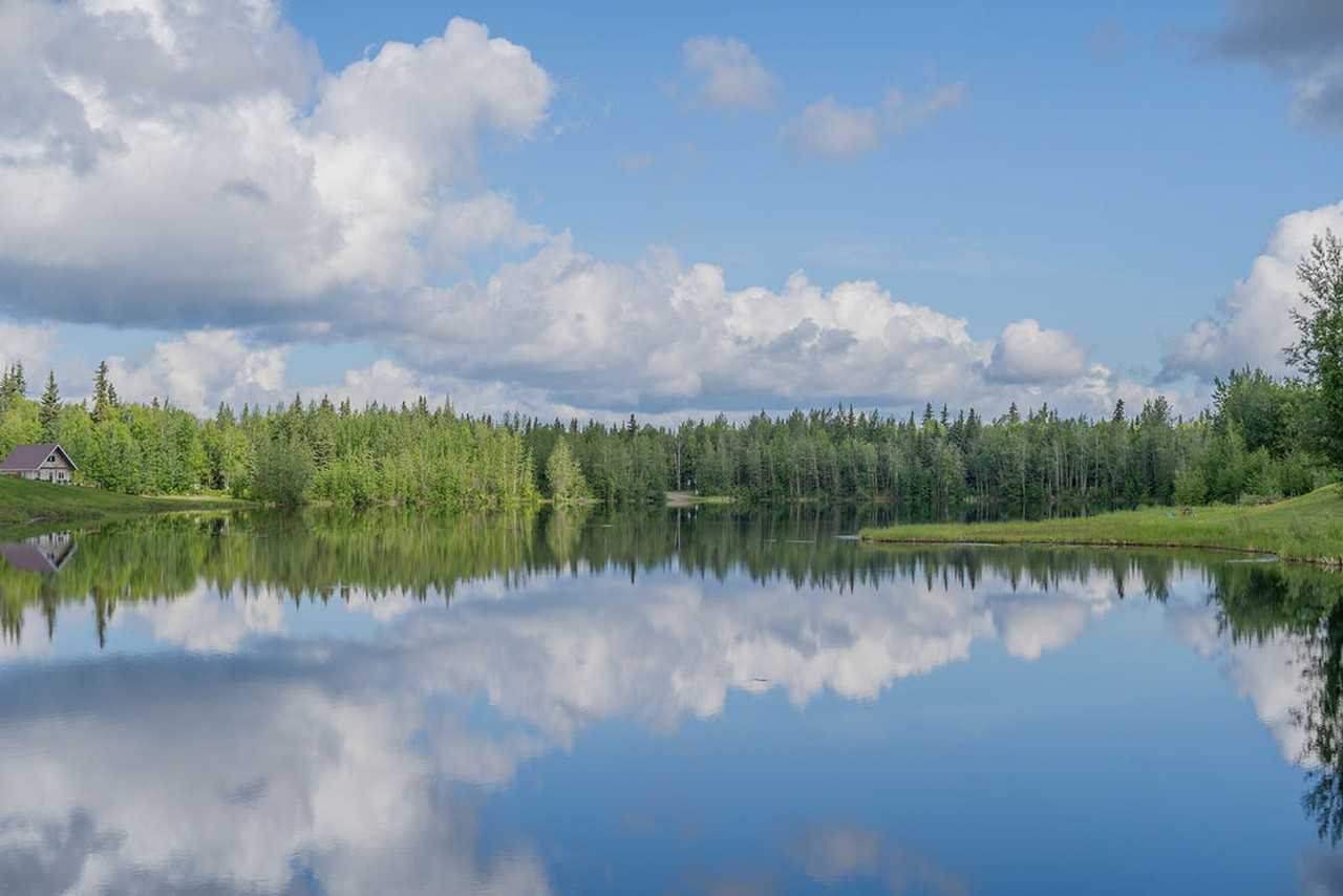 Beaver Lake Apartments | Peaceful Lakefront Living in North Pole, AK - Photo 2 of 27