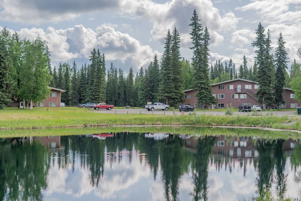 Beaver Lake Apartments | Peaceful Lakefront Living in North Pole, AK - Photo 3 of 27