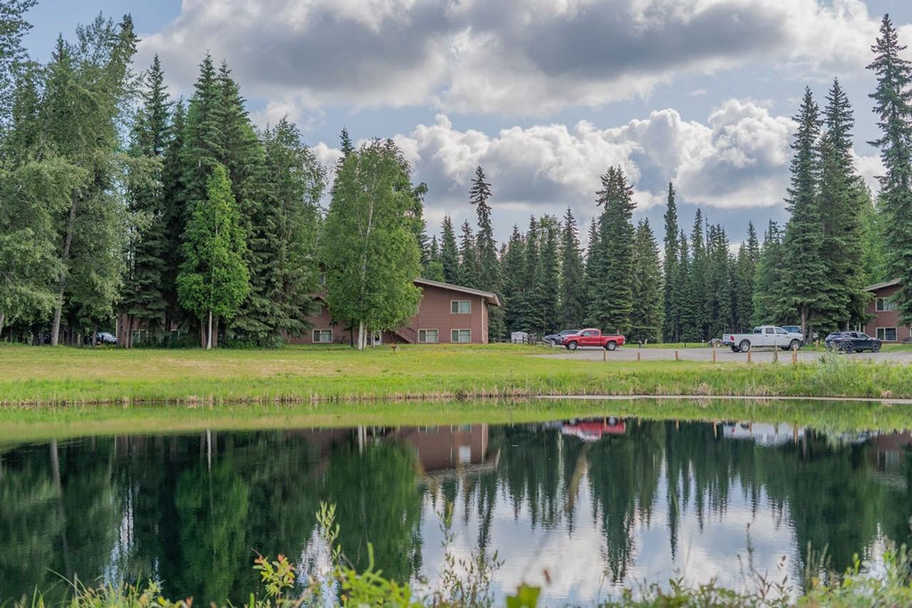 Beaver Lake Apartments | Peaceful Lakefront Living in North Pole, AK - Photo 4 of 27