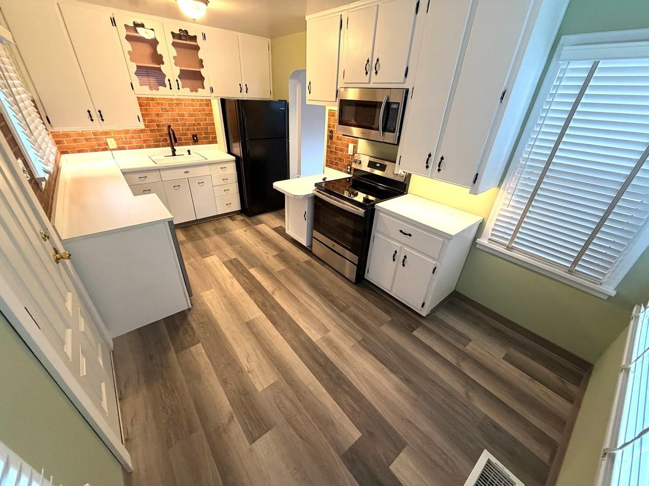 730 N Montana Ave - Photo 4 of 15