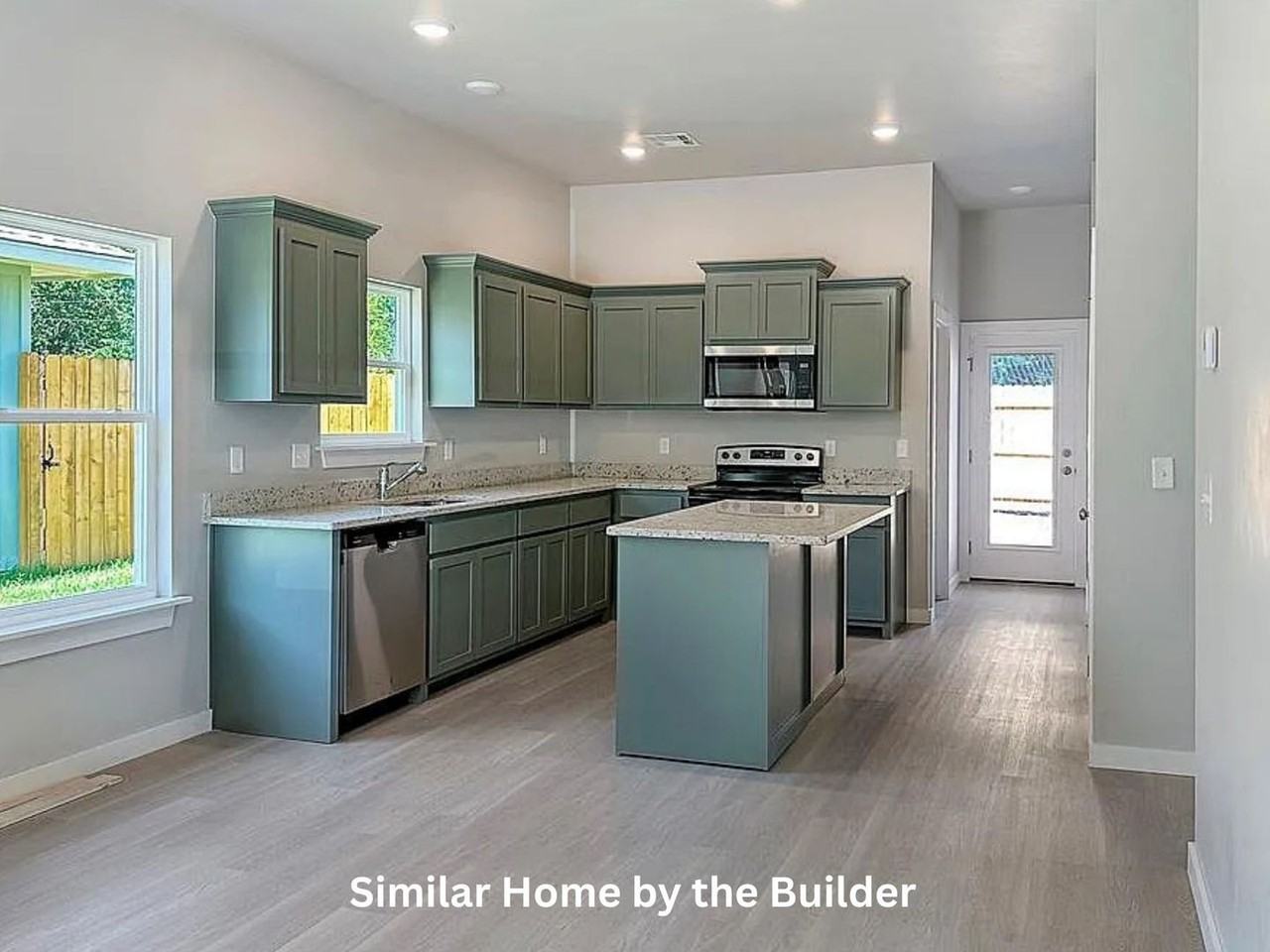 2126 Nw Carroll Ave - Photo 2 of 15