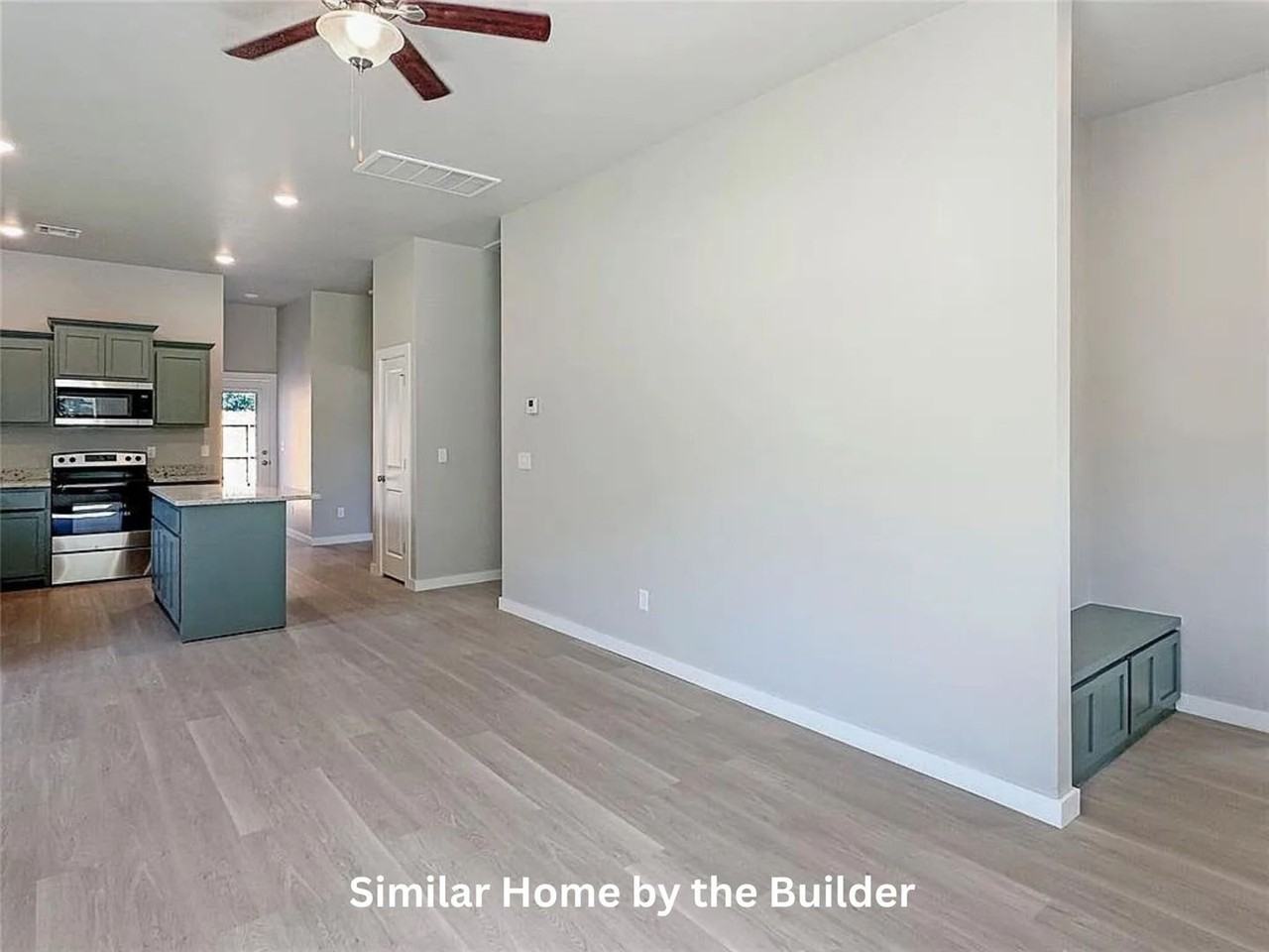 2126 Nw Carroll Ave - Photo 4 of 15