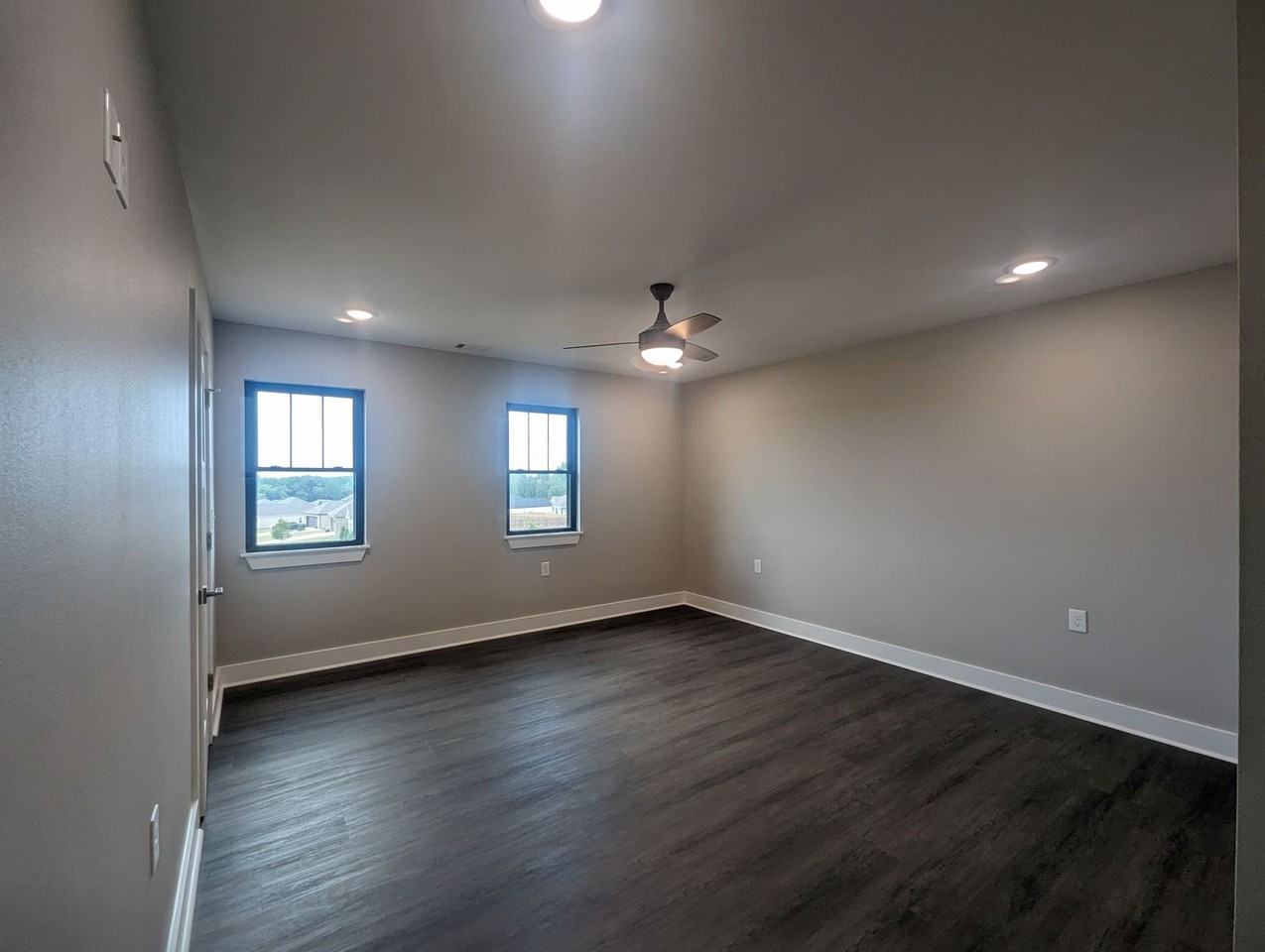 23 Estes Way - Photo 4 of 21