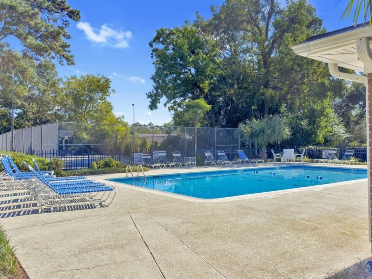 21 Rivers Point Row - Photo 7 of 10