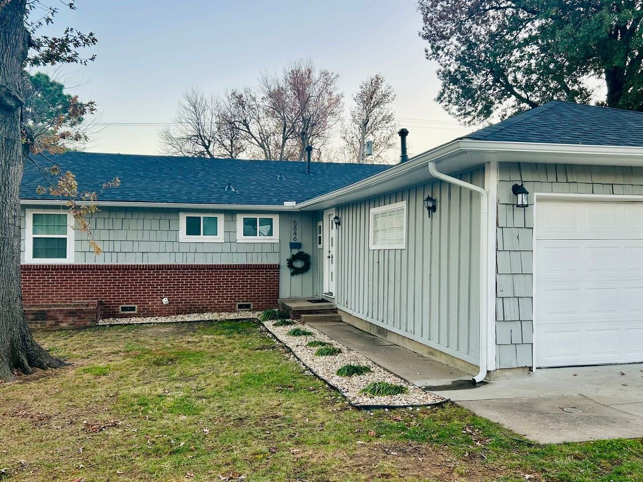 5846 E 22nd St - Photo 2 of 22