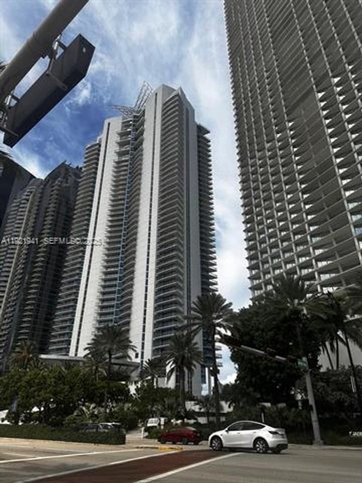 17001 17001 Collins Ave appt 2601 - Photo 7 of 27